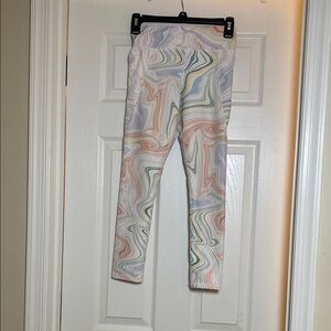 Old Navy Green and White Leggings with Artistic Design